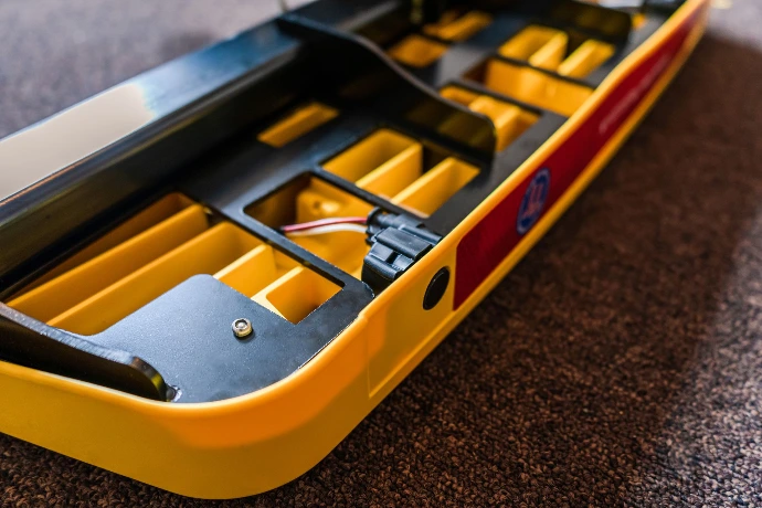 Reverse sensor for a commercial automotive vehicle